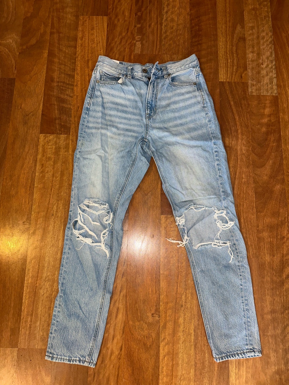 American Eagle Outfitters Light Blue Ripped Mom Jeans